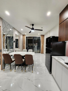 Premium Apartment - Vinhome Grand Park